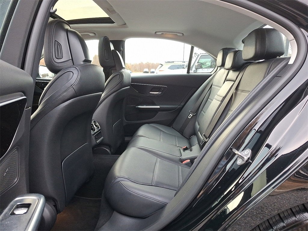 Used 2022 Mercedes-Benz C 300 C 300 image 10