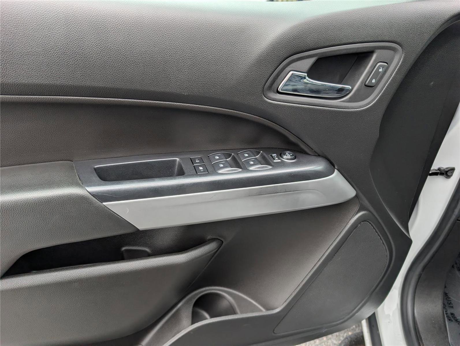 Used 2021 Chevrolet Colorado ZR2 w/ ZR2 Dusk Special Edition AWD/4WD image 19