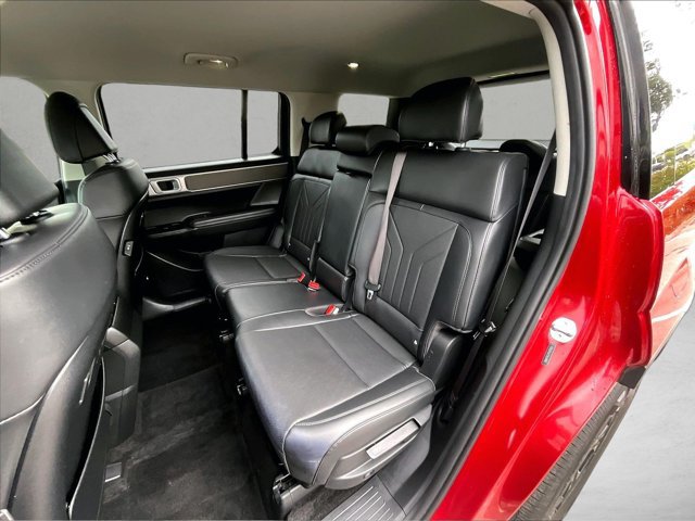 Used 2026 Hyundai Santa Fe SEL FWD image 25