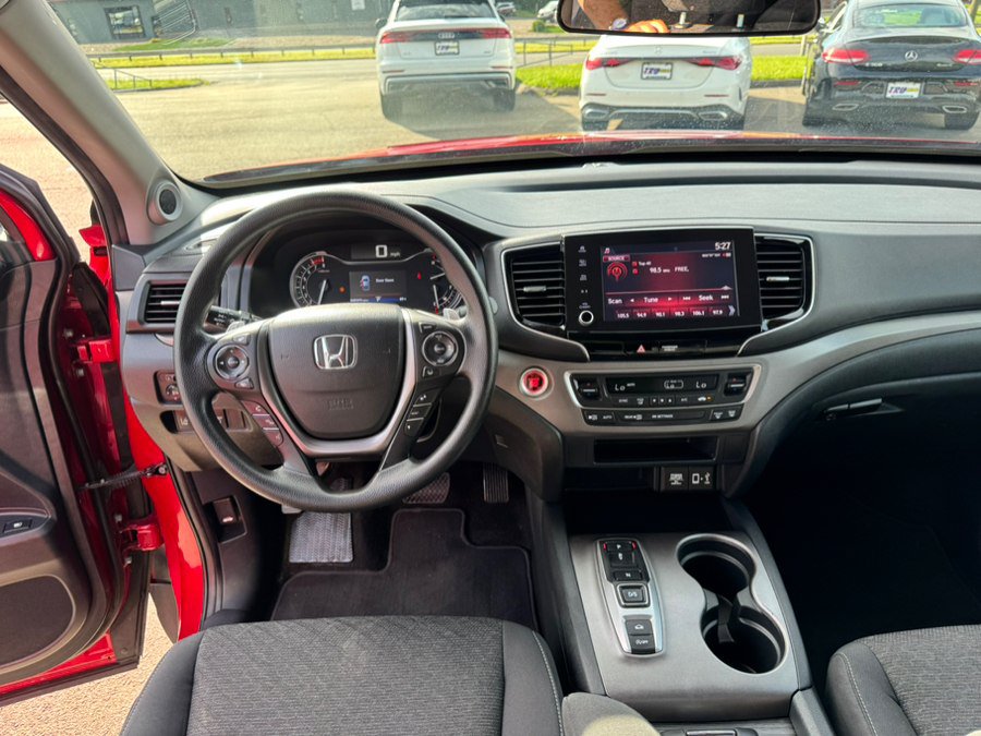 Used 2023 Honda Ridgeline Sport image 16