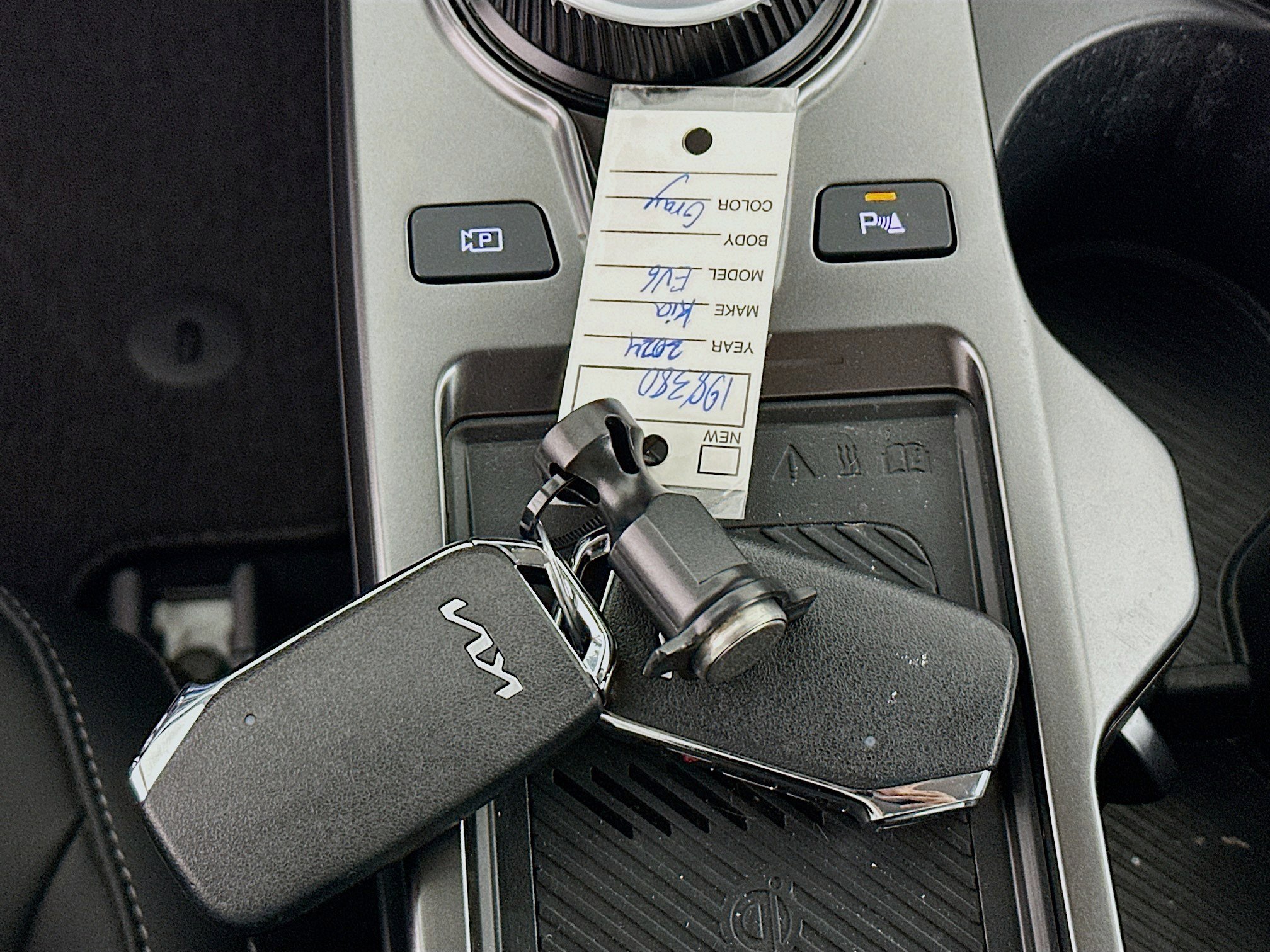 Used 2024 Kia EV6 Light AWD/4WD image 25