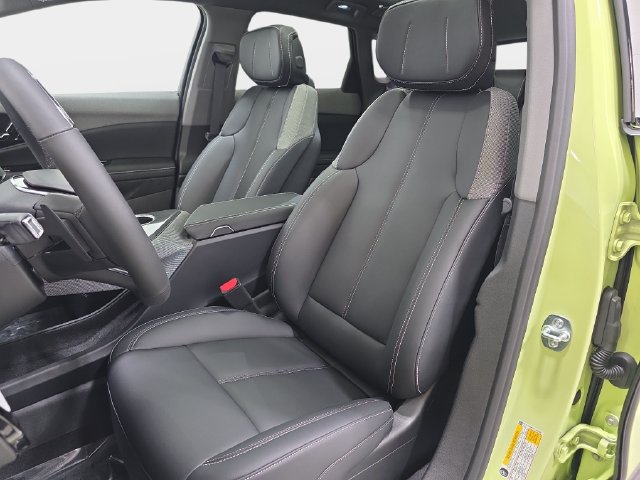 New 2027 Cadillac Optiq Sport w/ LPO, Floor Liner Package AWD/4WD image 12