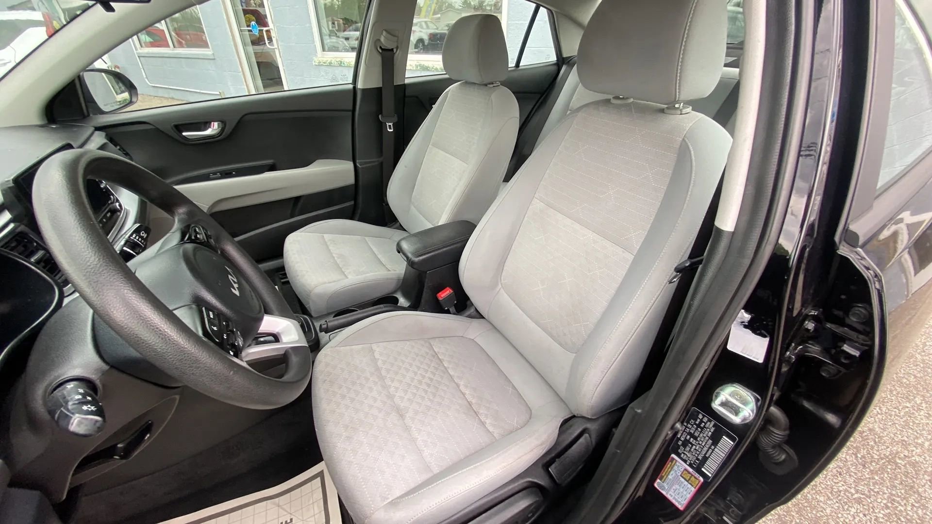 Used 2022 Kia Rio S image 11