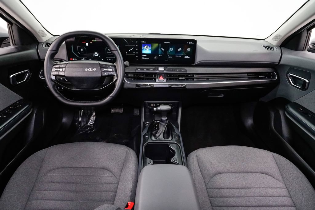 Certified 2025 Kia K4 EX image 23