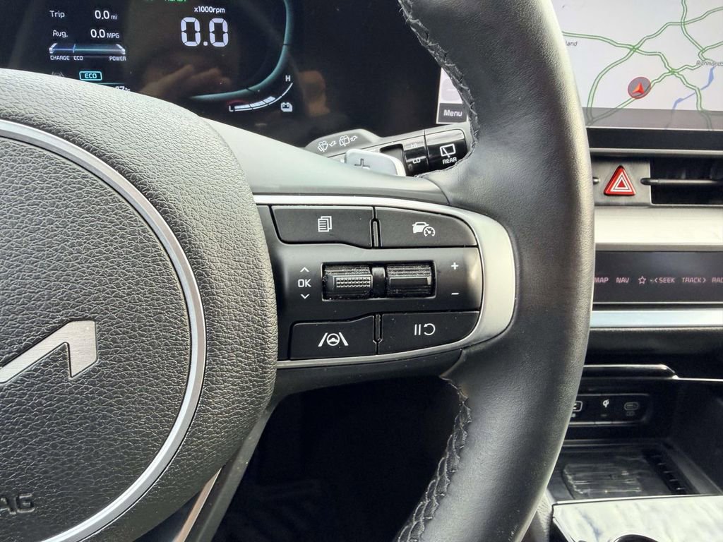 Used 2023 Kia Sportage EX image 7
