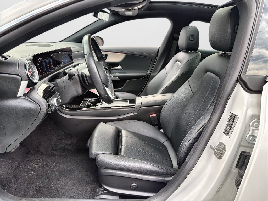 Used 2025 Mercedes-Benz CLA 250 4MATIC image 20