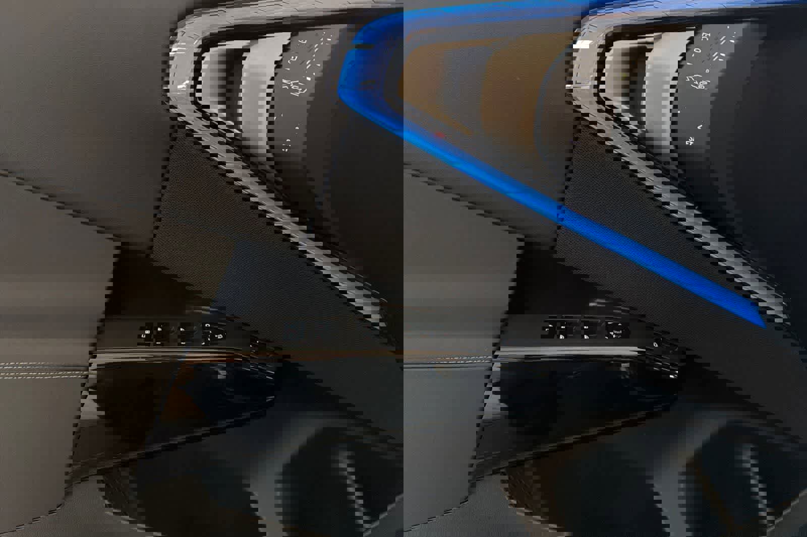 New 2026 BMW X3 M50 w/ Premium Package image 12