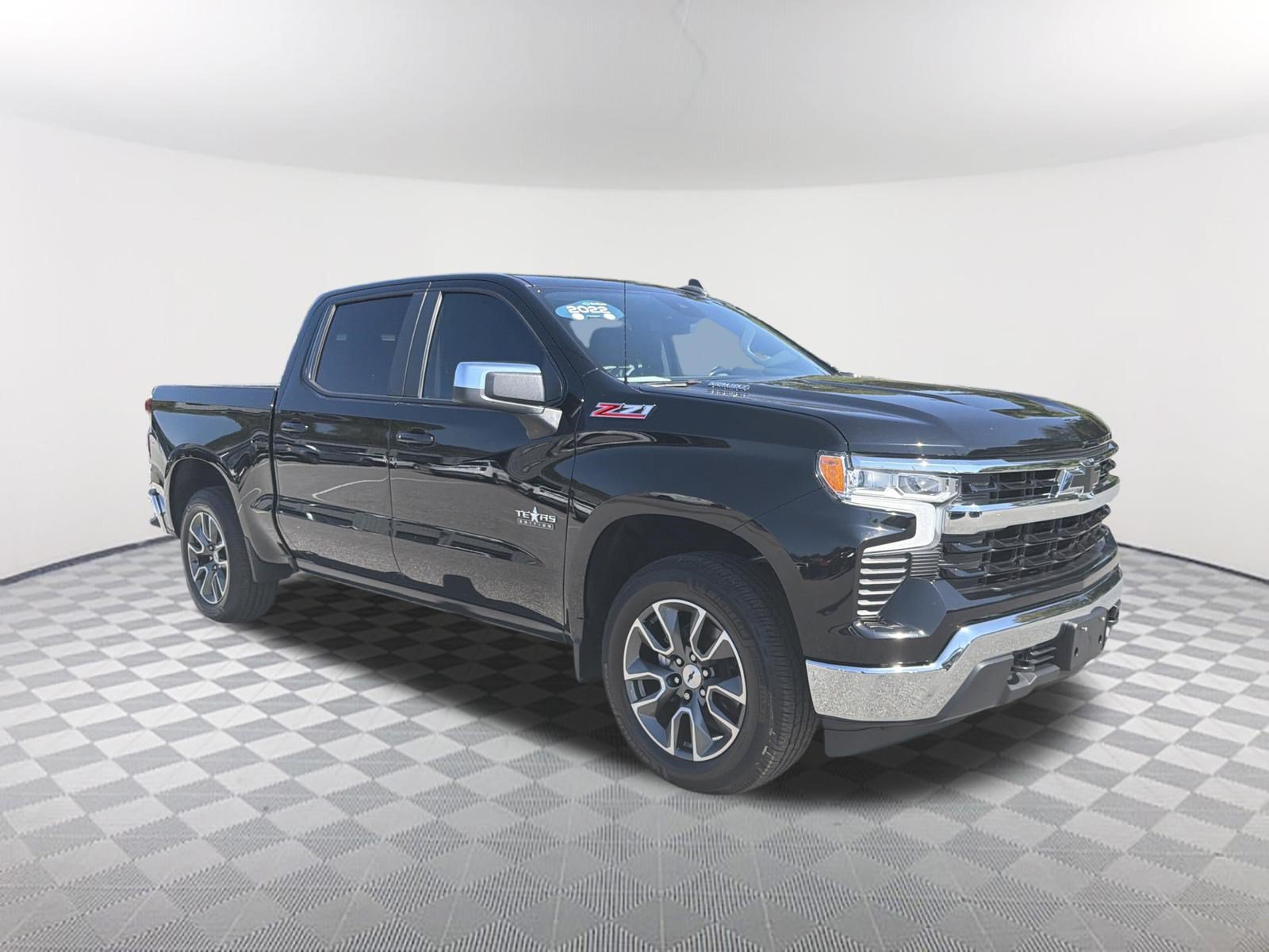 Used 2022 Chevrolet Silverado 1500 LT AWD/4WD image 8