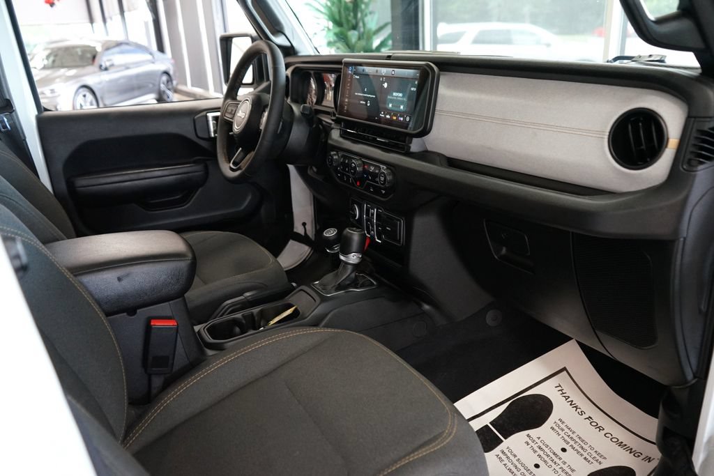 Used 2024 Jeep Wrangler Unlimited Sport AWD/4WD image 42