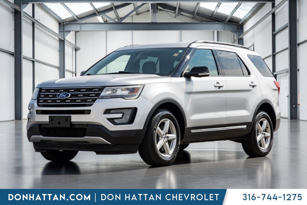 Used 2017 Ford Explorer XLT