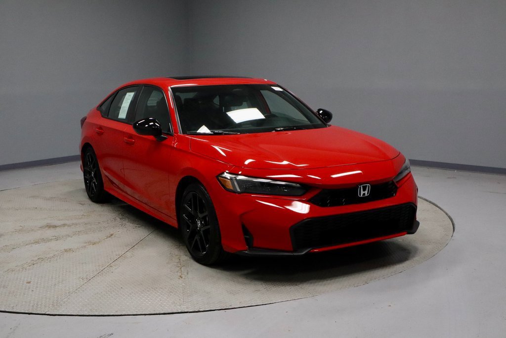 Used 2025 Honda Civic Sport image 1