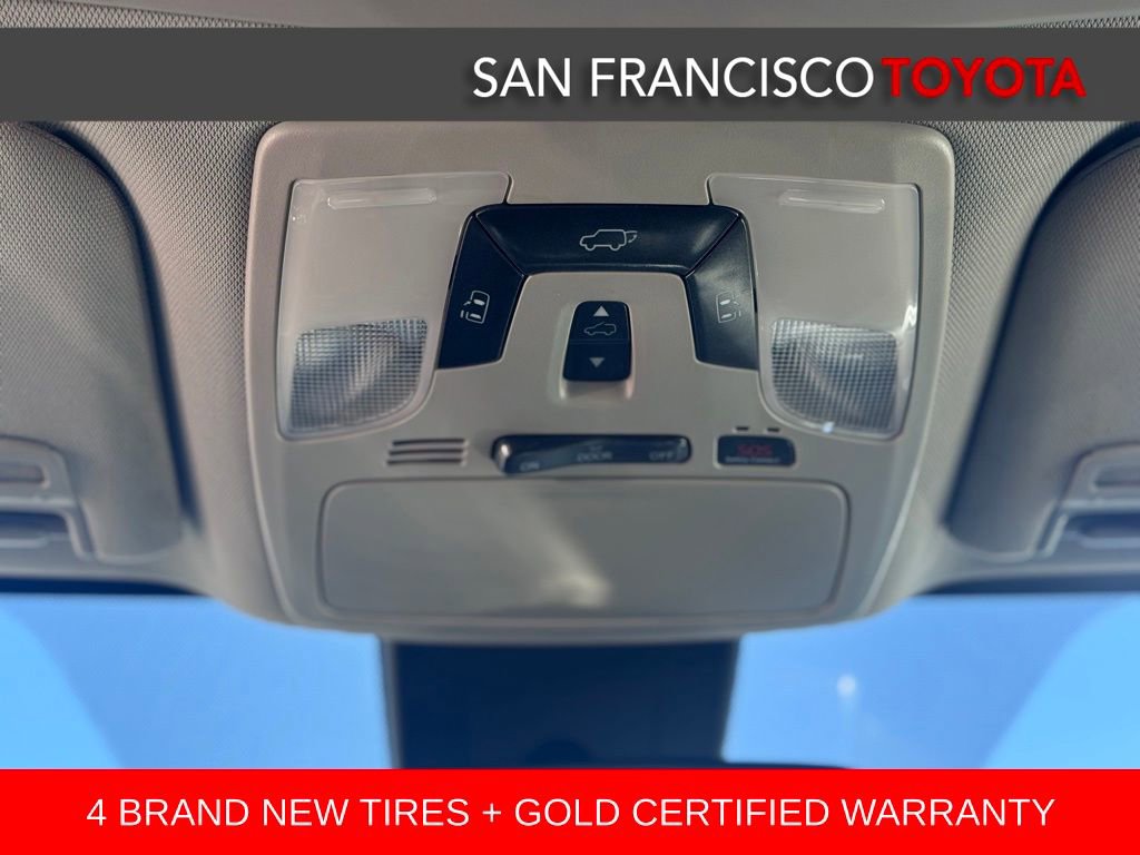 Certified 2019 Toyota Sienna SE w/ SE Preferred Package image 18