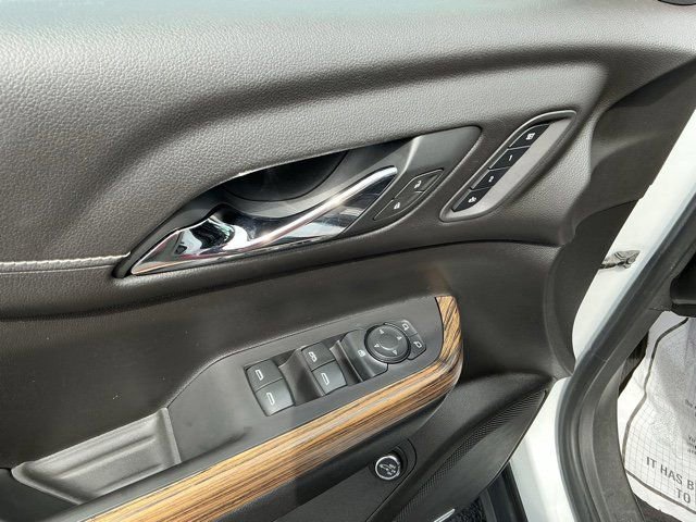Used 2019 GMC Acadia Denali w/ Technology Package AWD/4WD image 16