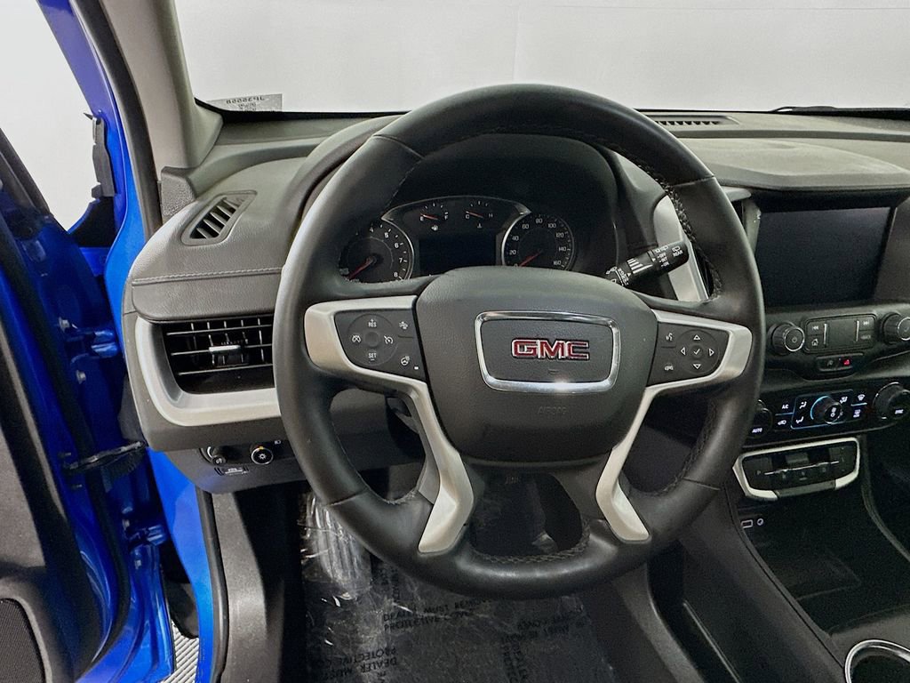 Used 2024 GMC Terrain SLT image 16