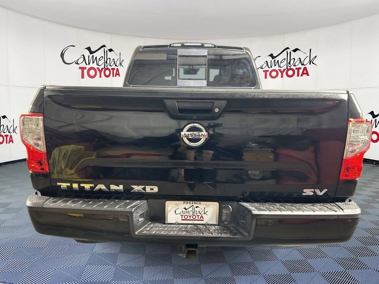 Used 2016 Nissan Titan SV image 6