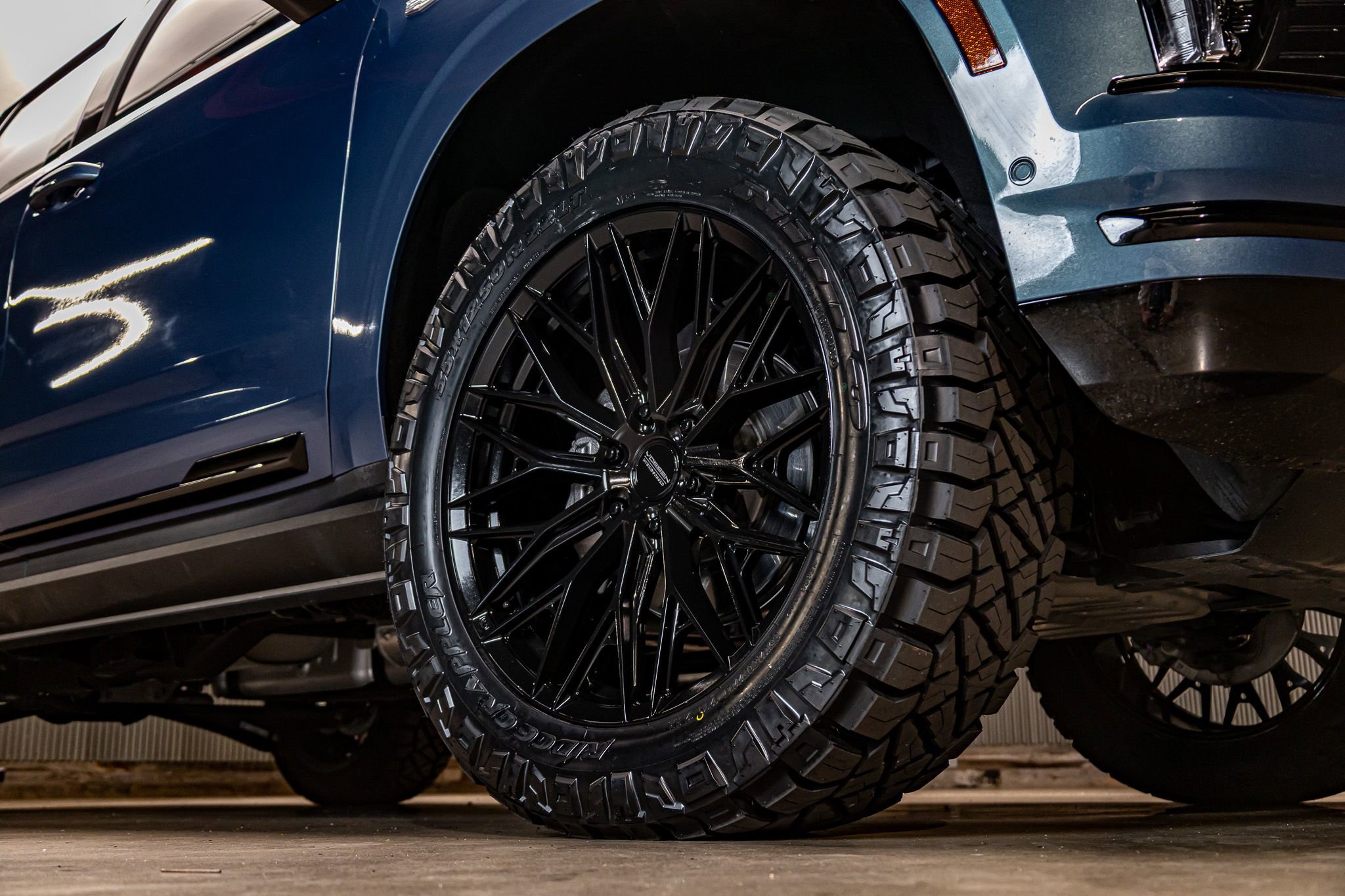 Used 2025 Cadillac Escalade Sport Platinum w/ LPO, Floor Liner Package image 16