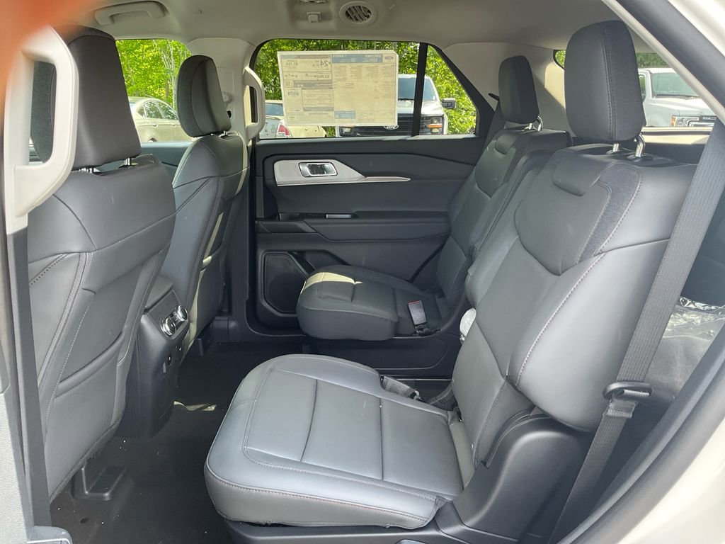 New 2026 Ford Explorer Active w/ Active Comfort Package RWD image 14