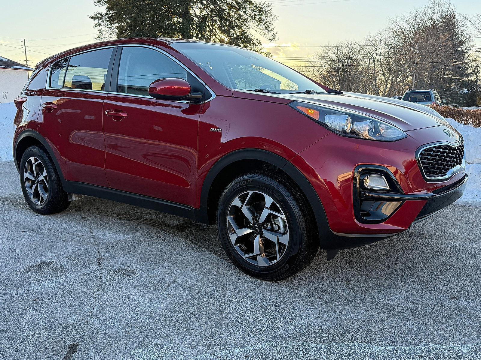 Used 2022 Kia Sportage LX image 2