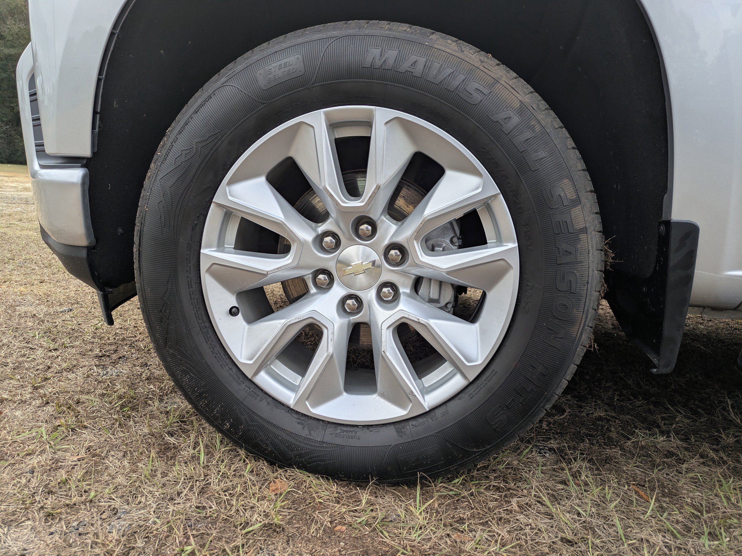 Used 2020 Chevrolet Silverado 1500 Custom w/ Custom Value Package image 10