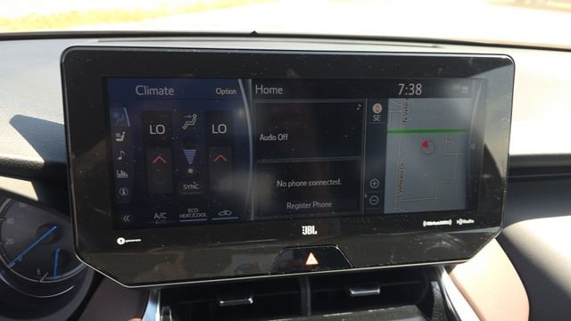 Used 2021 Toyota Venza Limited image 19