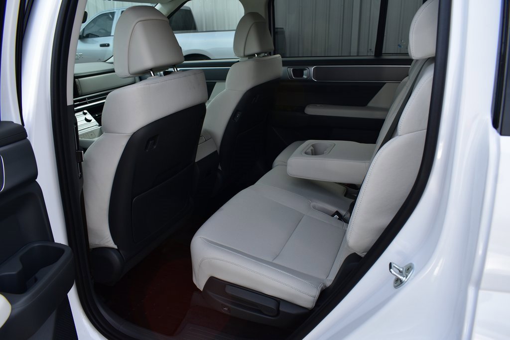 New 2026 Hyundai Santa Fe SE image 19