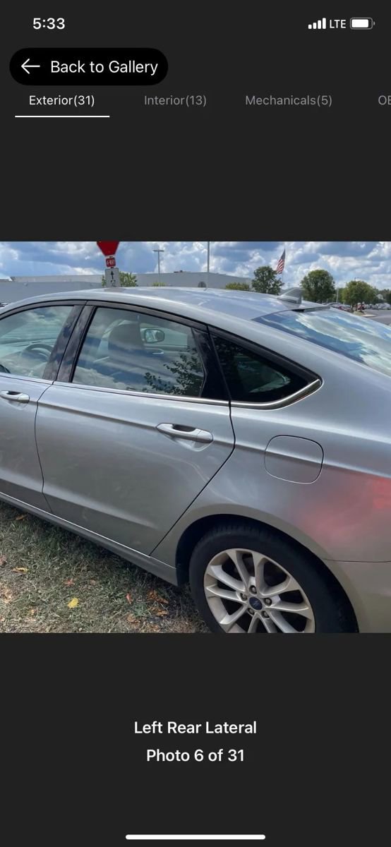 Used 2020 Ford Fusion SE image 7