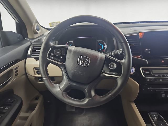 Used 2022 Honda Pilot Touring image 12