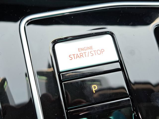 New 2025 Volkswagen GTI SE FWD image 14