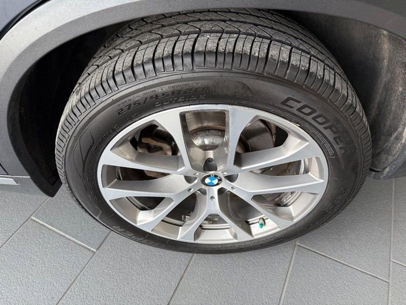Used 2021 BMW X5 xDrive40i w/ Convenience Package AWD/4WD image 6