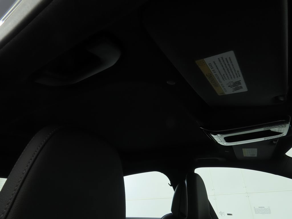 New 2025 Mercedes-Benz C 300 4MATIC Sedan image 20