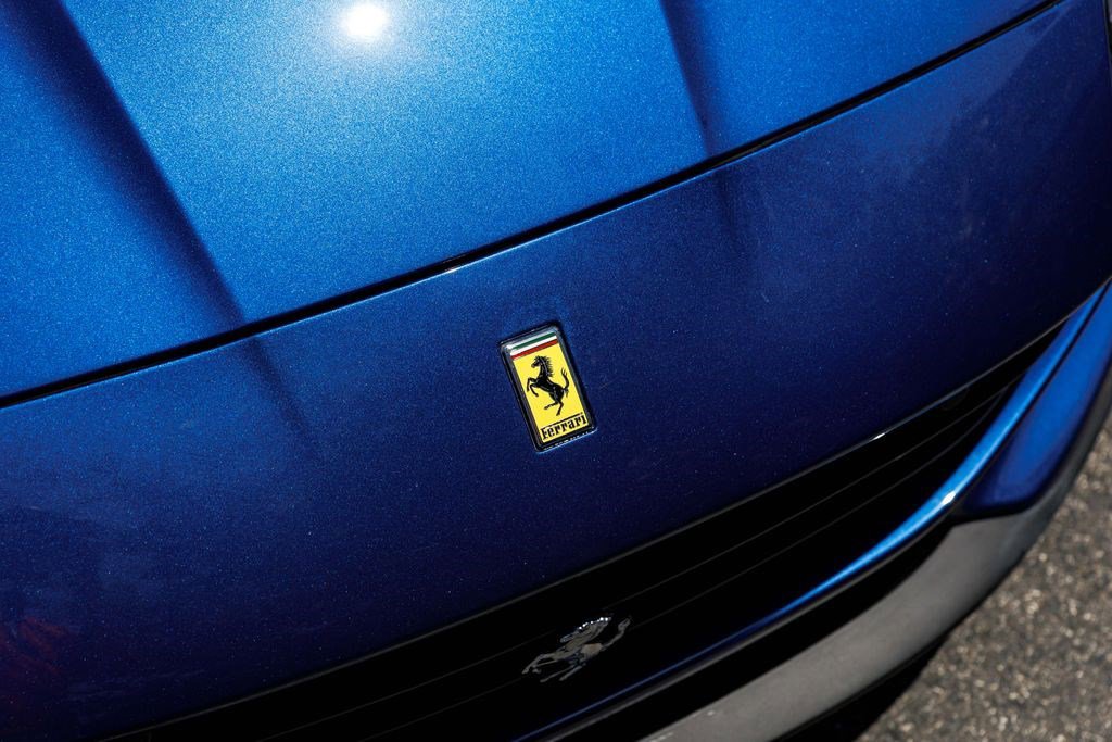 Used 2019 Ferrari Portofino RWD image 46