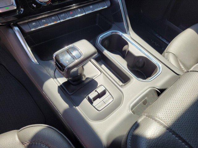 Used 2024 GMC Sierra 1500 Denali w/ Technology Package image 16