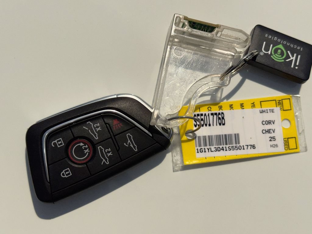 Used 2025 Chevrolet Corvette E-Ray w/ Stealth Interior Trim Package AWD/4WD image 37