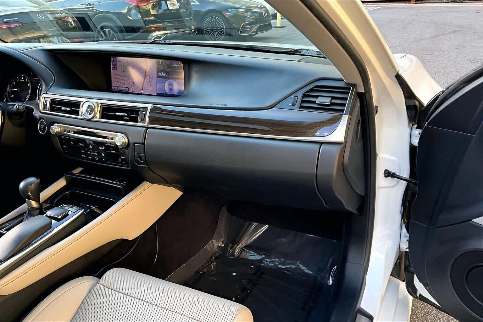 Used 2013 Lexus GS 350 w/ Luxury Pkg image 17