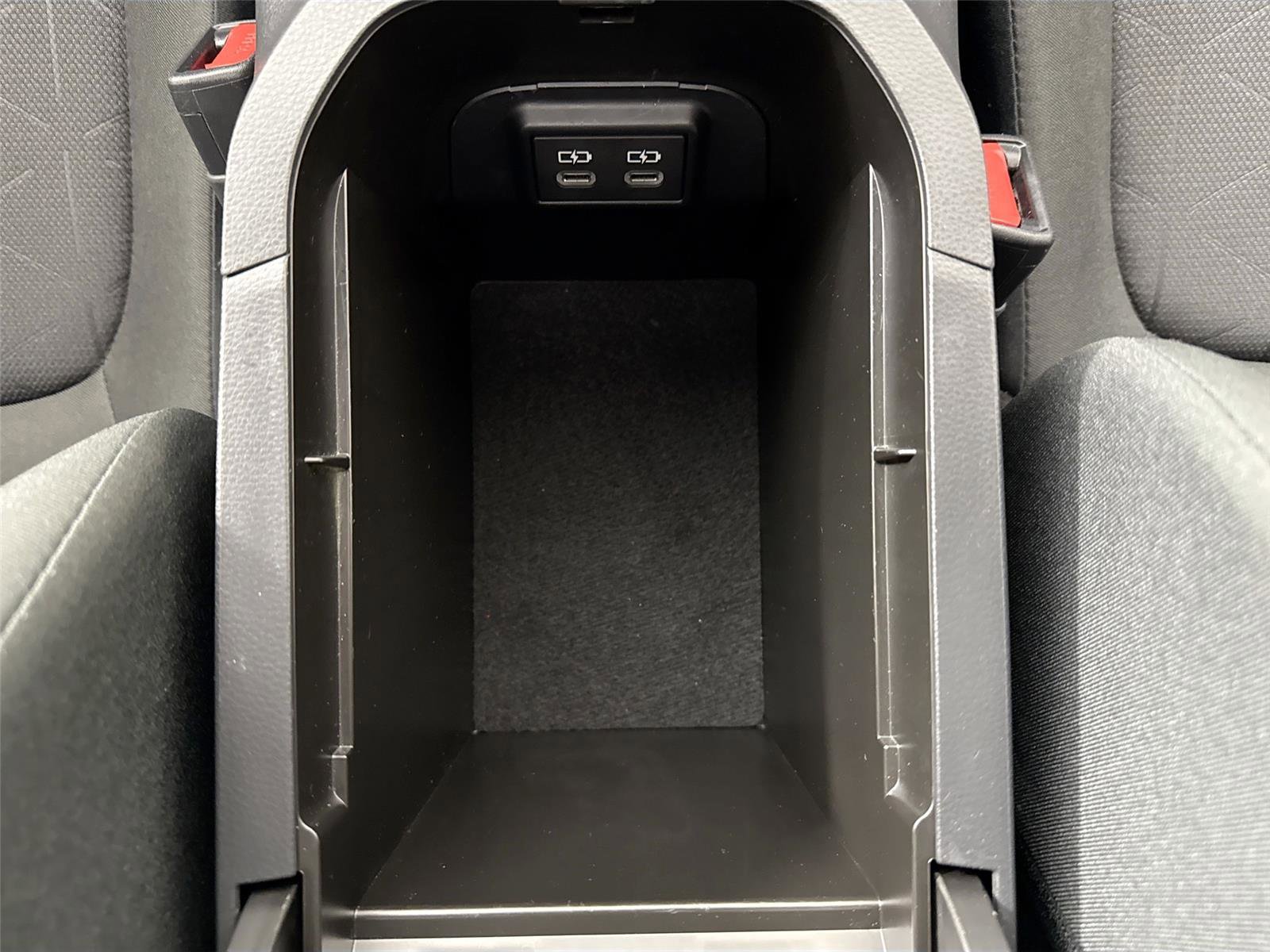 Certified 2024 Toyota RAV4 XLE image 34