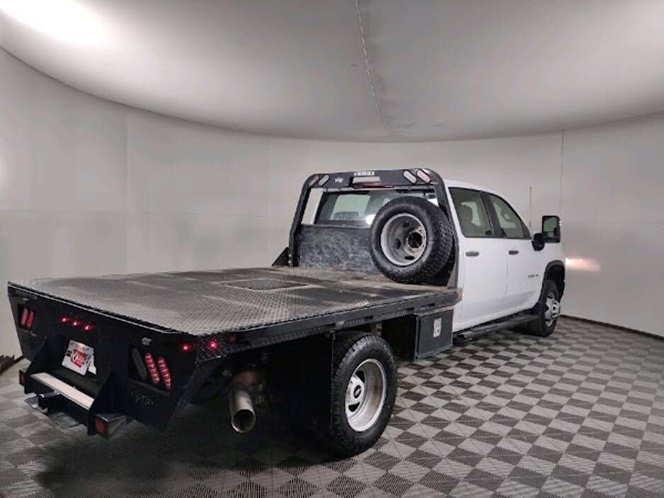 Used 2023 Chevrolet Silverado 3500 W/T w/ WT Fleet Convenience Package image 9