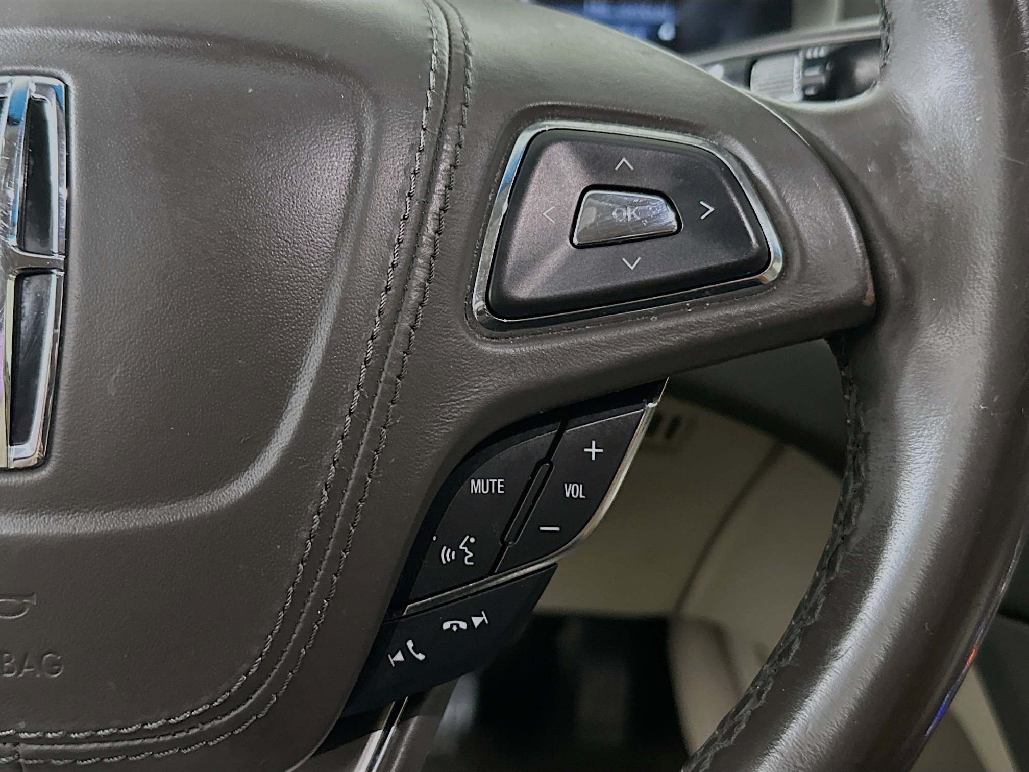 Used 2019 Lincoln MKZ Premiere image 17