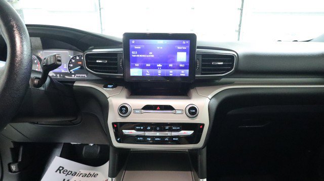 Used 2022 Ford Explorer XLT w/ Equipment Group 202A image 15