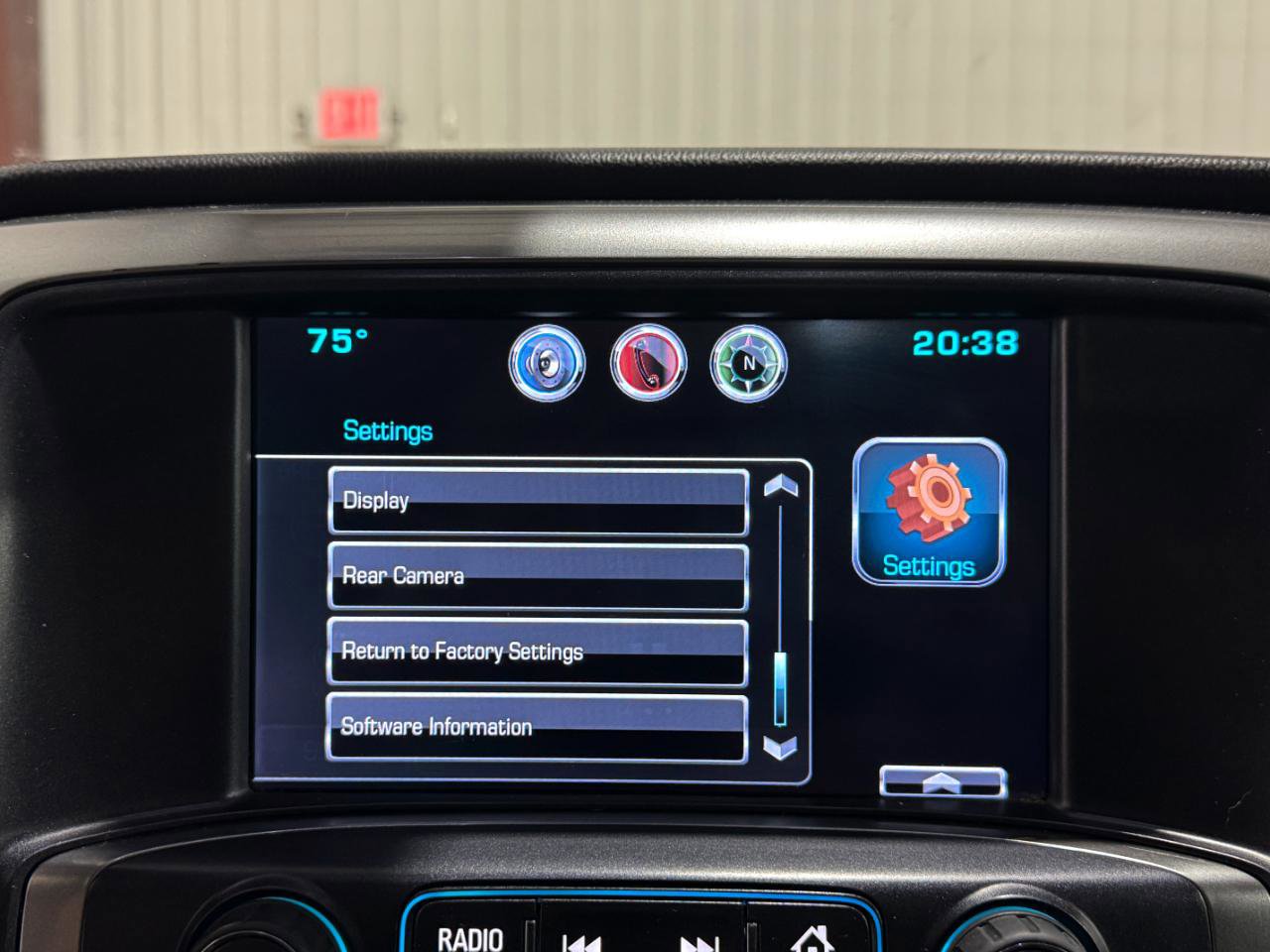 Used 2015 Chevrolet Silverado 2500 LT w/ LT Convenience Package AWD/4WD image 14