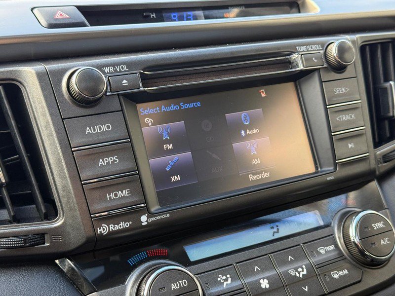 Used 2015 Toyota RAV4 XLE AWD/4WD image 23
