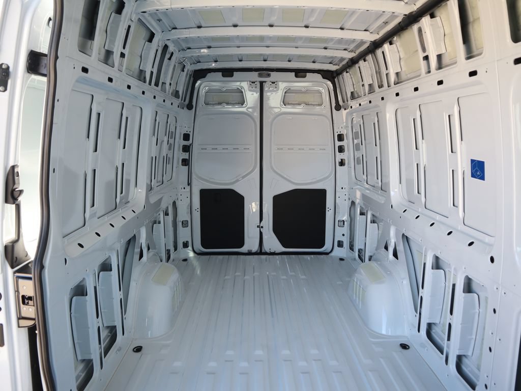 Used 2025 Mercedes-Benz Sprinter 2500 image 29