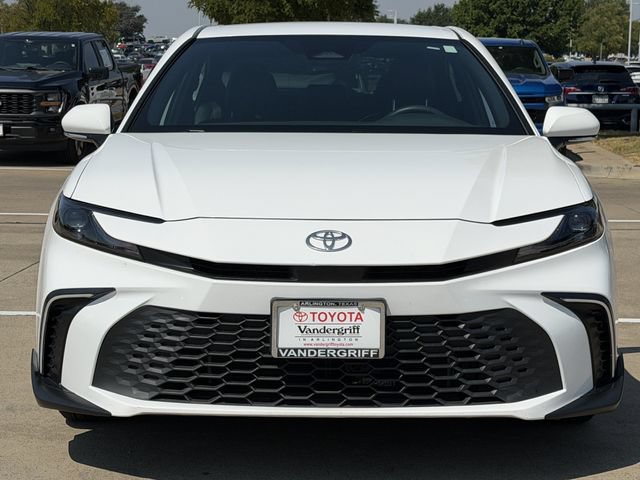 Certified 2025 Toyota Camry SE FWD image 8