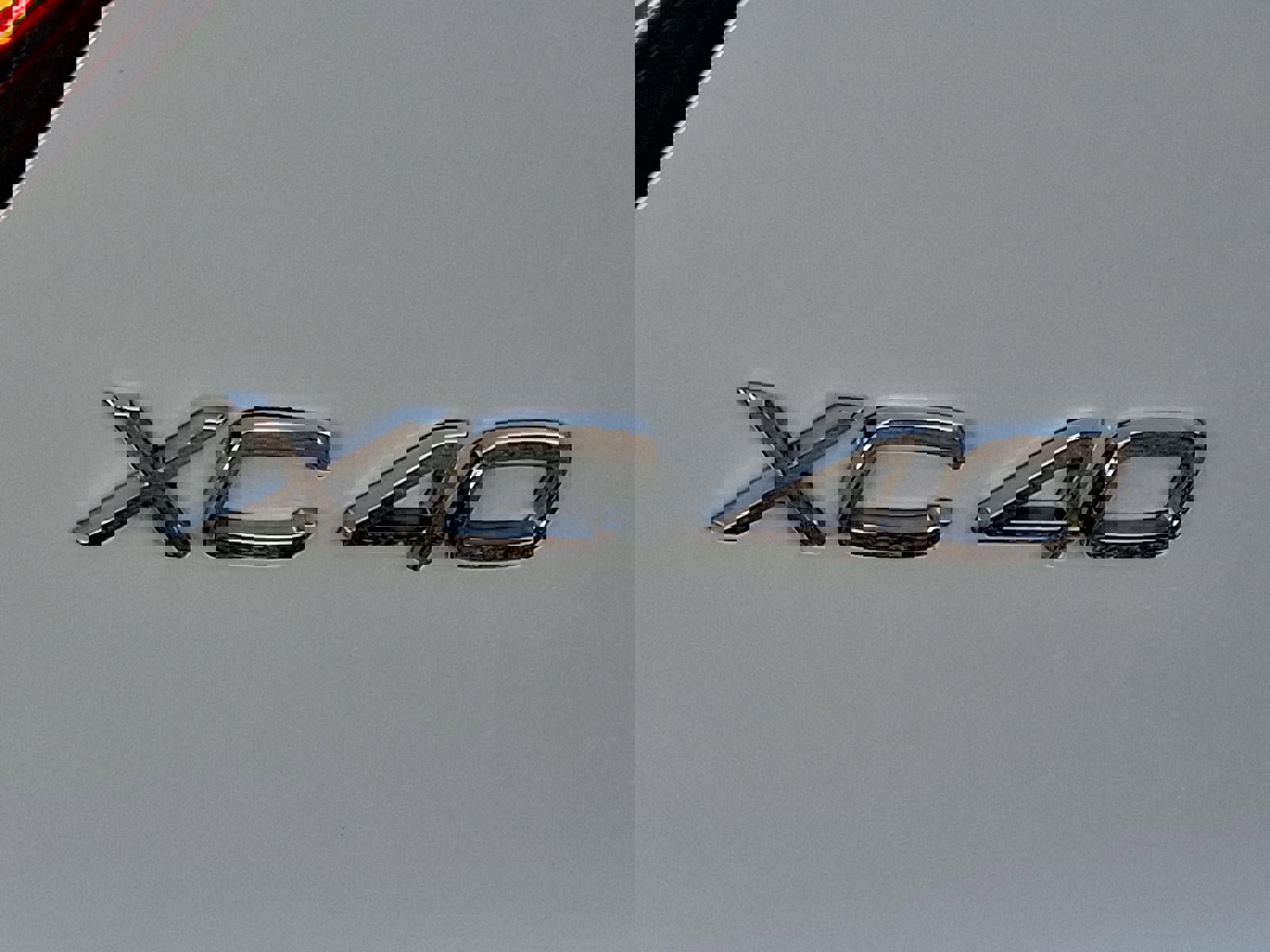 Certified 2023 Volvo XC40 B4 Plus w/ Climate Package image 30