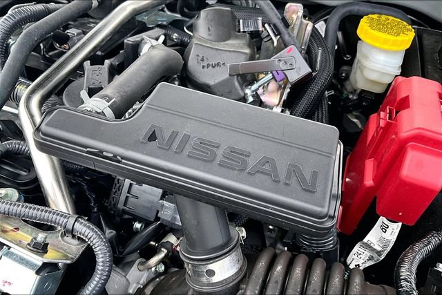 Certified 2025 Nissan Sentra SR w/ Lighting Package FWD image 30