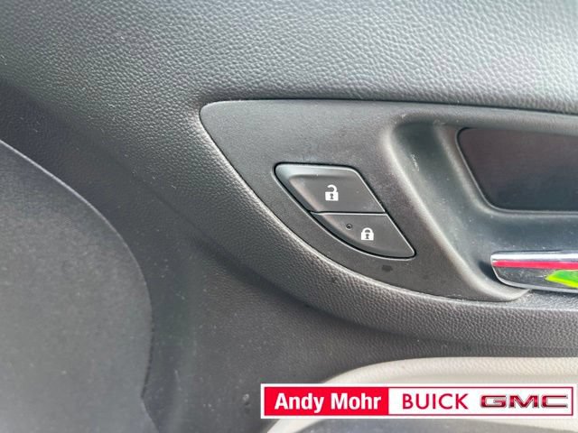 Used 2019 Chevrolet Equinox LS AWD/4WD image 41