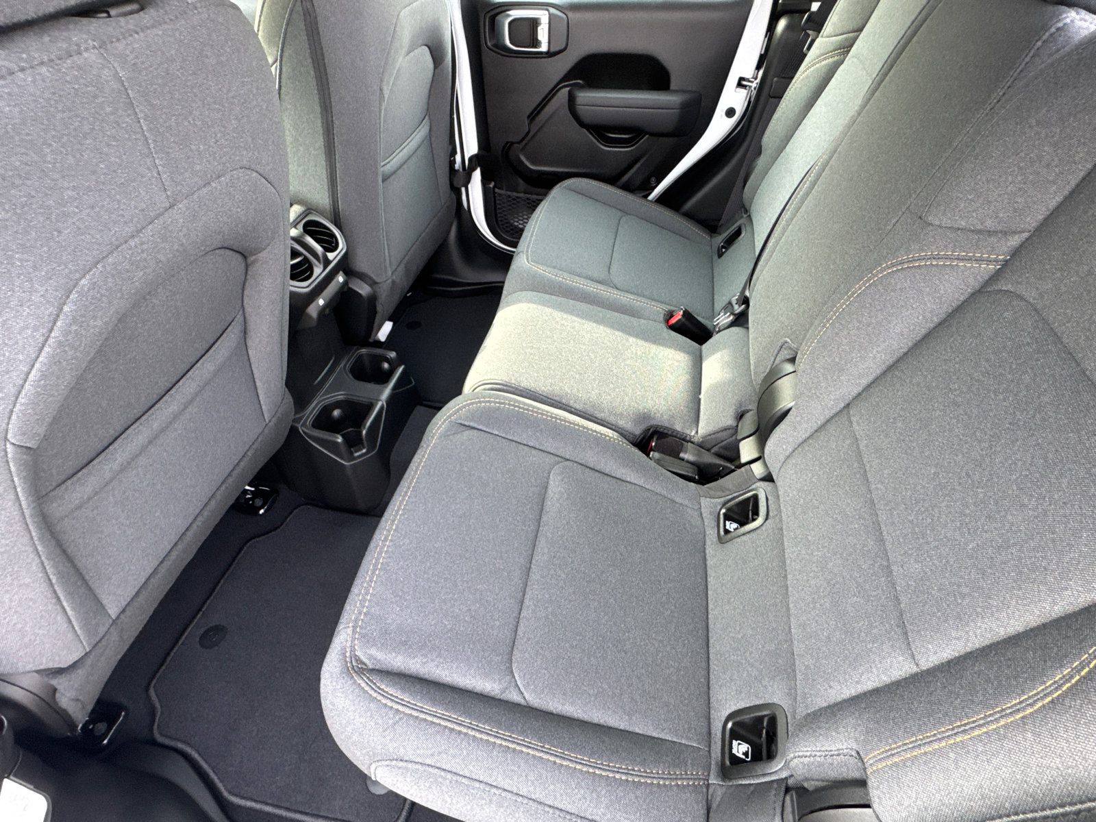 New 2026 Jeep Gladiator Sport image 17