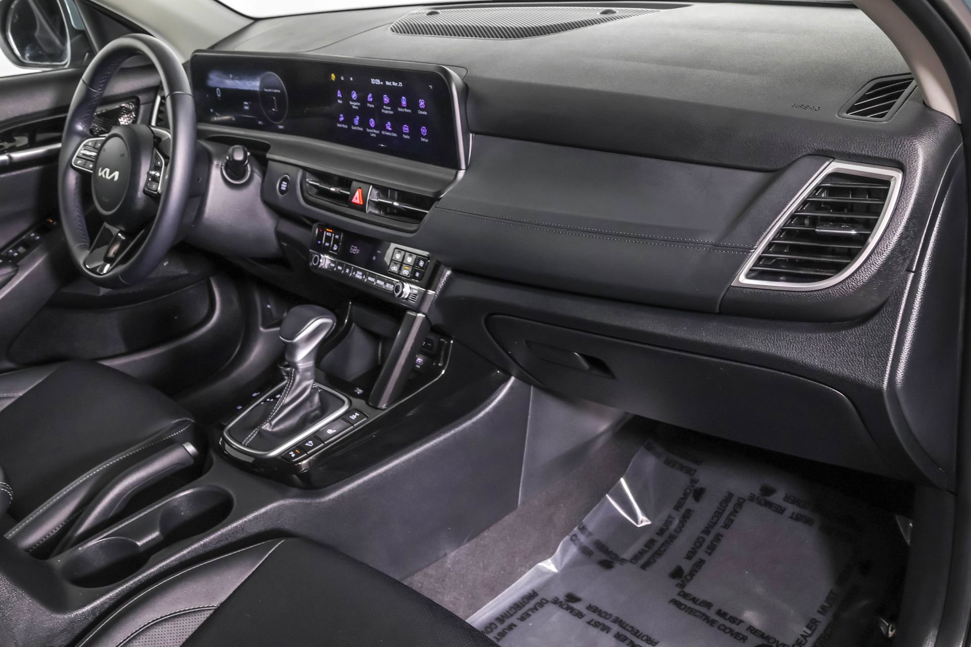 Used 2025 Kia Seltos EX image 44