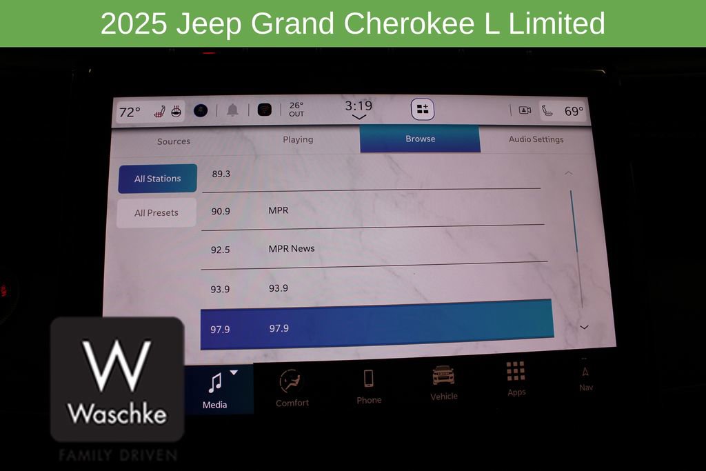 New 2025 Jeep Grand Cherokee L Limited w/ Trailer Tow Package image 52