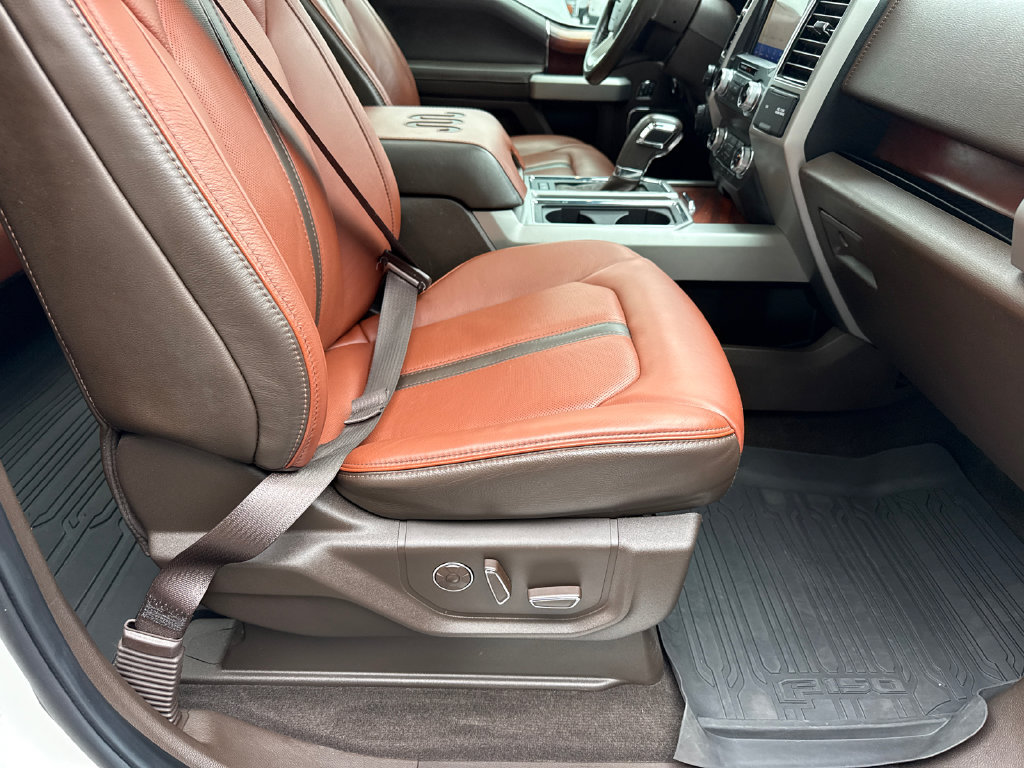 Used 2019 Ford F150 King Ranch w/ Equipment Group 601A Luxury AWD/4WD image 13