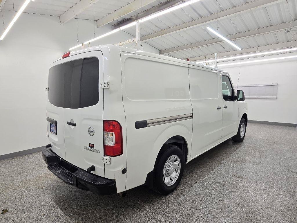 Used 2017 Nissan NV 2500 SV w/ Technology Package RWD image 6
